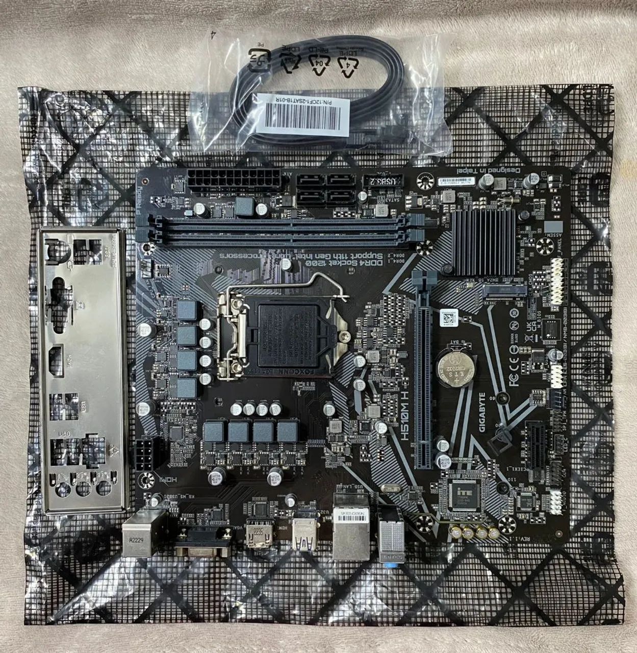 Placa Mãe Gigabyte H510M H (Suporta Intel de 10ª e 11ª Geração) - Foto 2