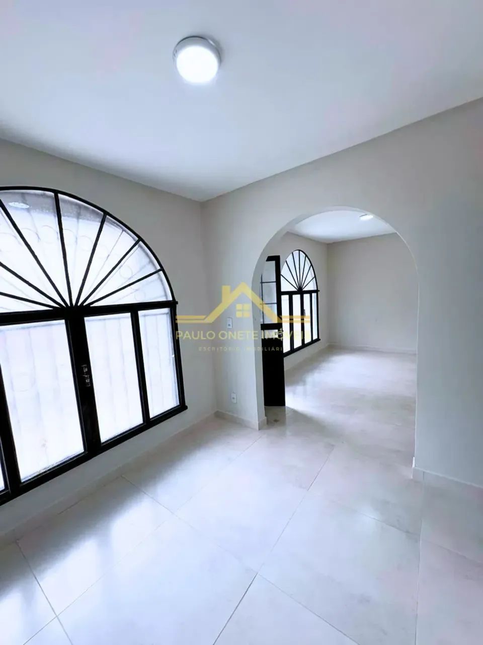 CASA COMERCIAL RECÉM-REFORMADA  200M² | ALEIXO - Foto 2