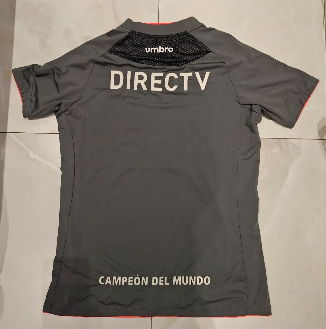 Linda camisa do Estudiantes (Argentina) - Foto 2