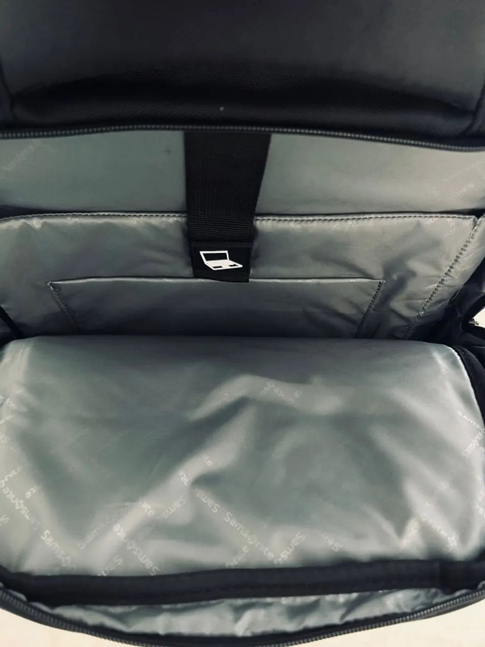Mochila Samsonite Ikonn III em perfeito estado usada apenas 1x Notebook Executiva Clássica - Foto 4