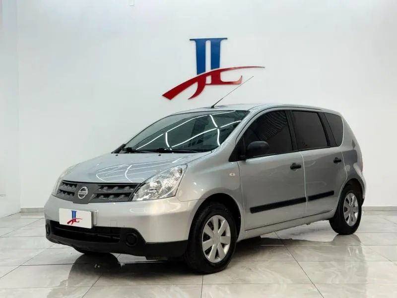 Nissan Livina 2010