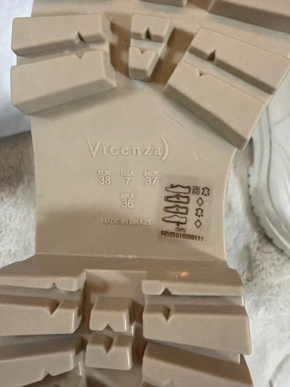 Bota vicenza tamanho 36 - Foto 4