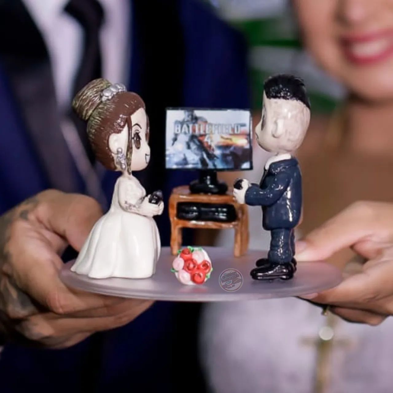 Topo de bolo para seu casamento em biscuit - Foto 3