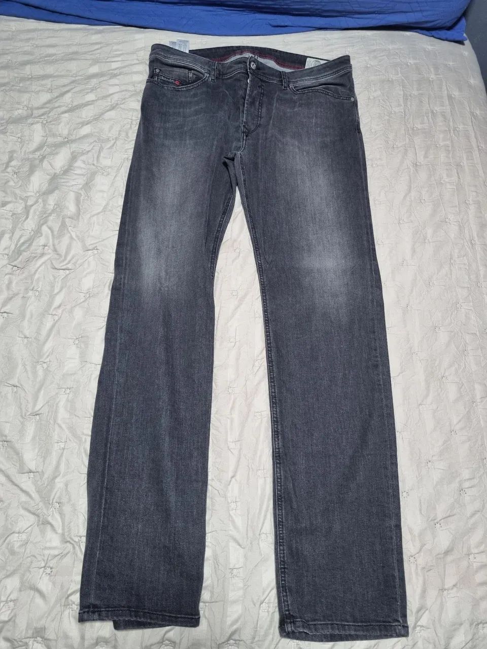 Calça jeans Diesel tamanho 46.