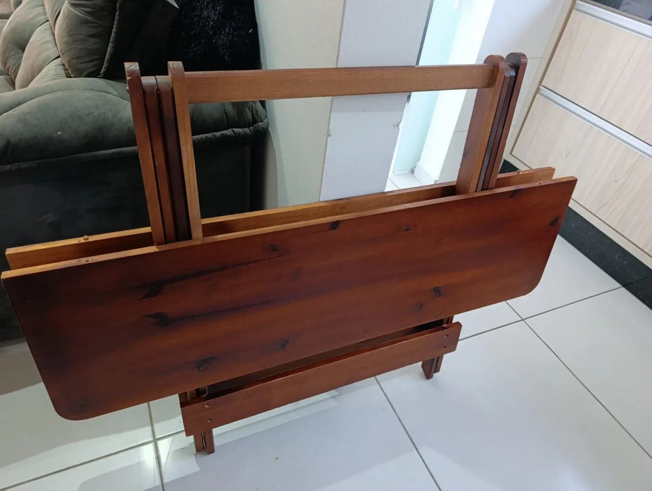 Mesa com 4 cadeiras  - Foto 2