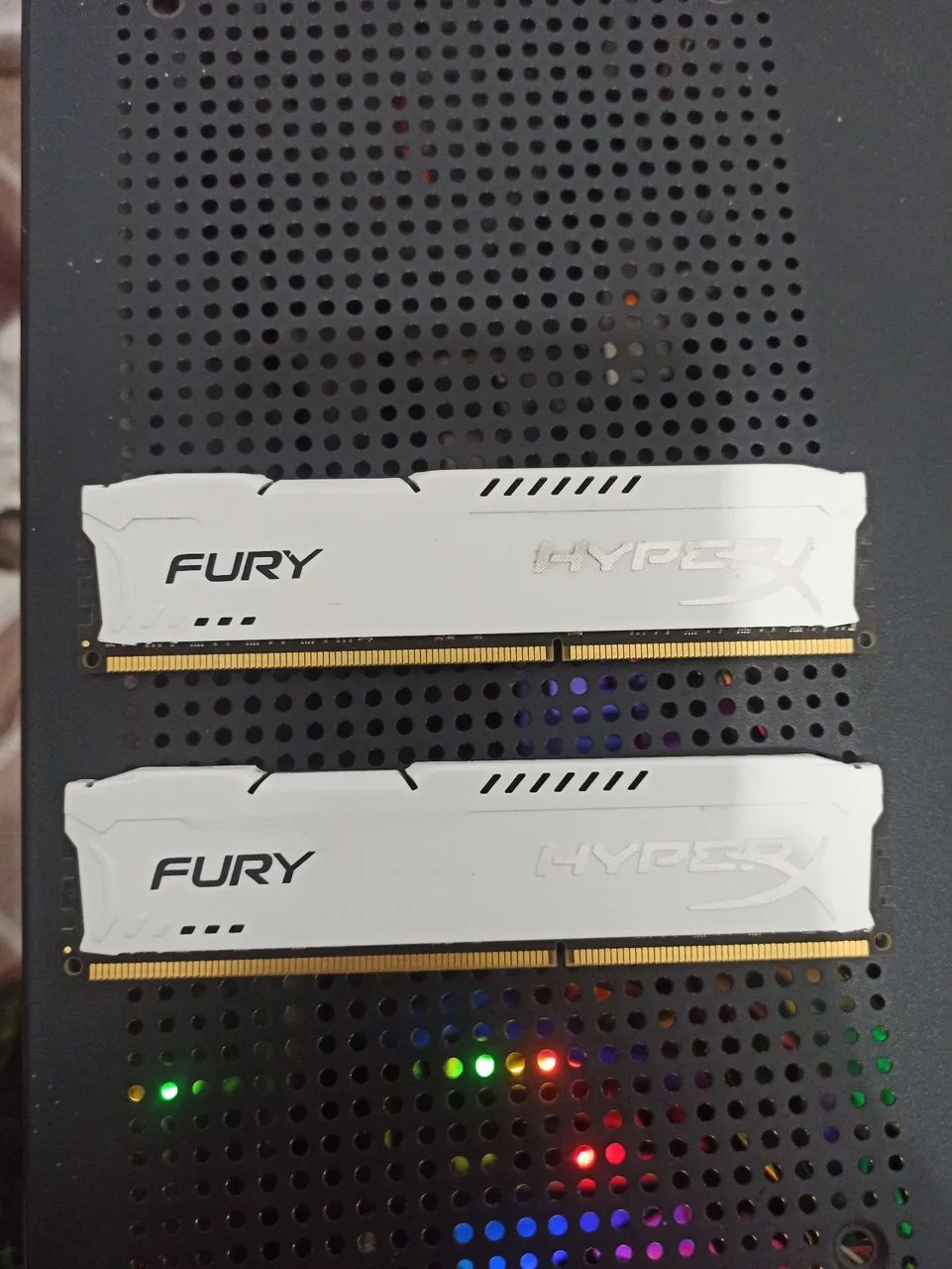 memória RAM Kingston HyperX Fury branca