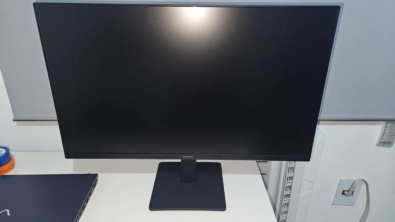 Monitor Samsung S3 24" 100hz USADO - Foto 2