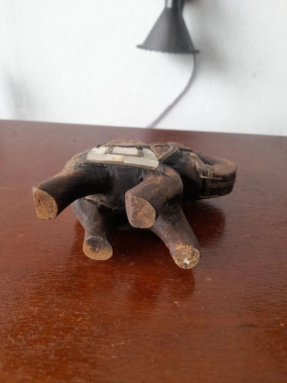 Antigo elefante de madeira madre pérola e latão - Foto 5