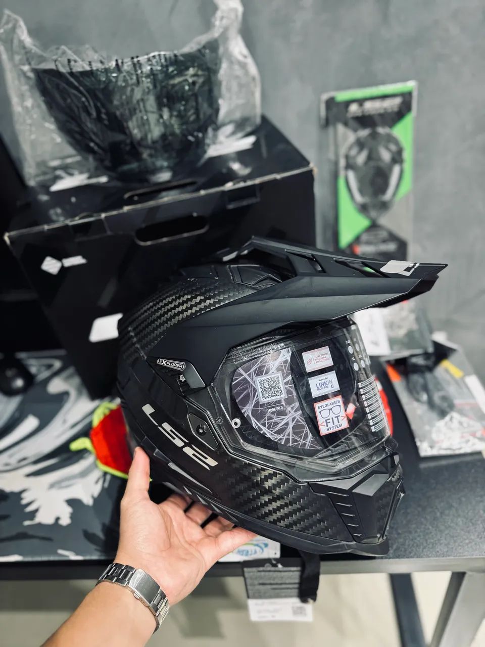 Ls2 explorer carbon !!