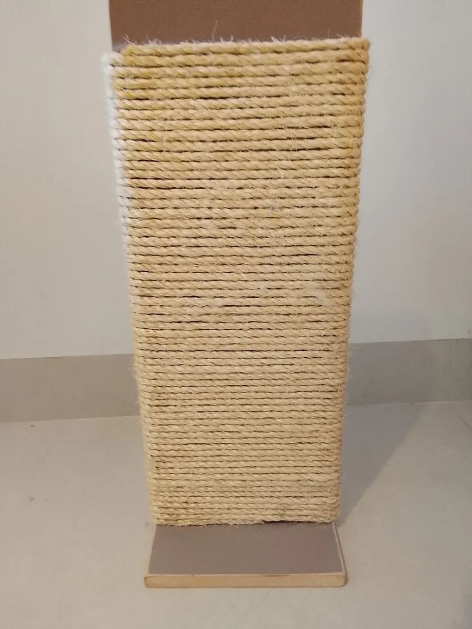 Arranhador de Sisal em rampa