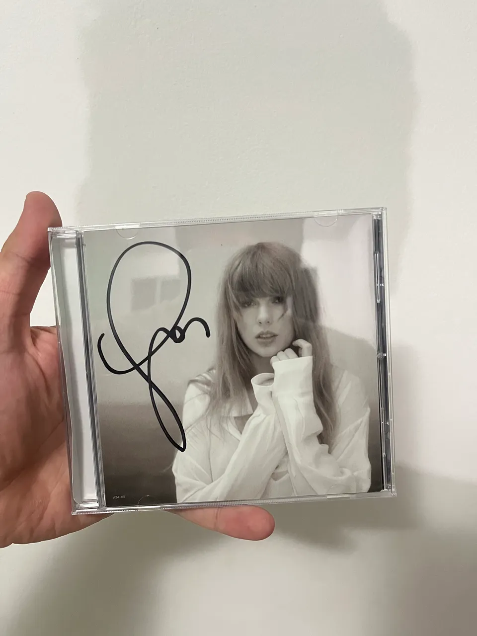 CD Taylor Swift - Folklore com coração AUTOGRAFADO - CDs, DVDs etc