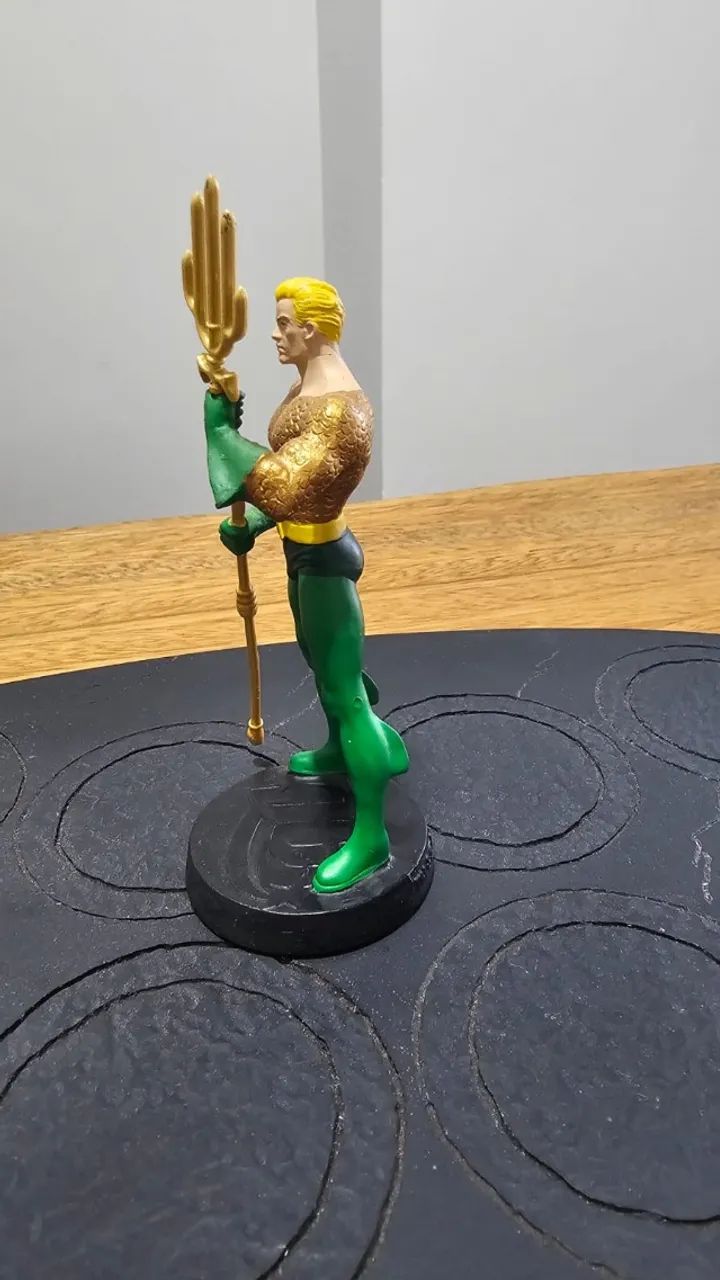 Miniaturas Eaglemoss DC COMICS - AQUAMAN - Foto 3