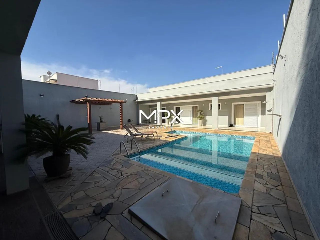 Casa à venda em Piracicaba, Nova Piracicaba, com 4 quartos, com 300 m²