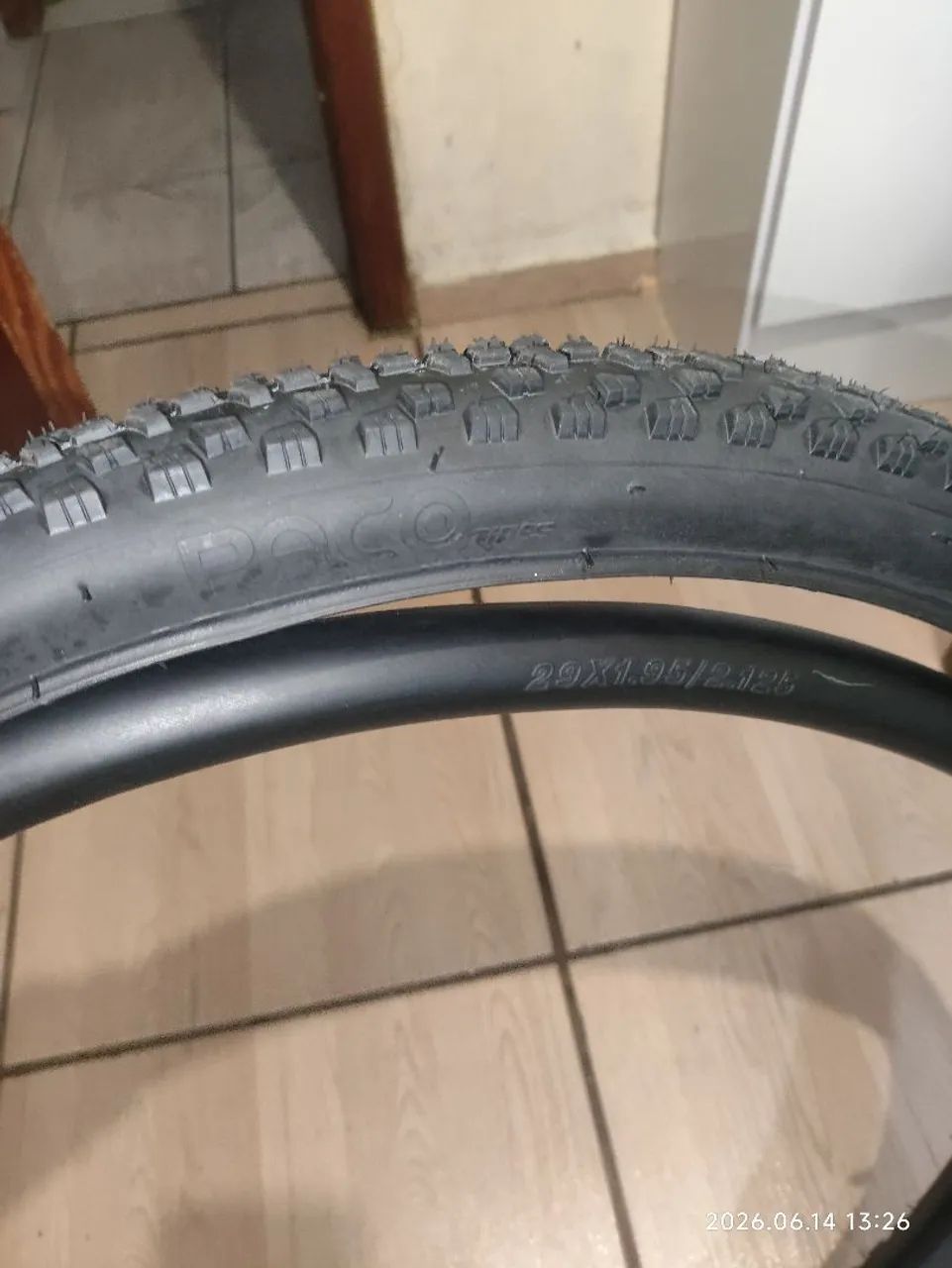 Pneu aro 29 com Câmara Ar - Foto 5