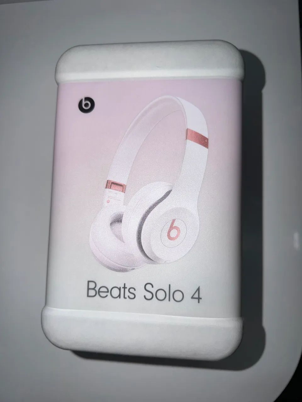 Beats Solo 4 