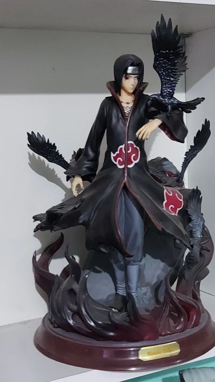 Itachi uchiha ( paralelo) 28cm sem caixa