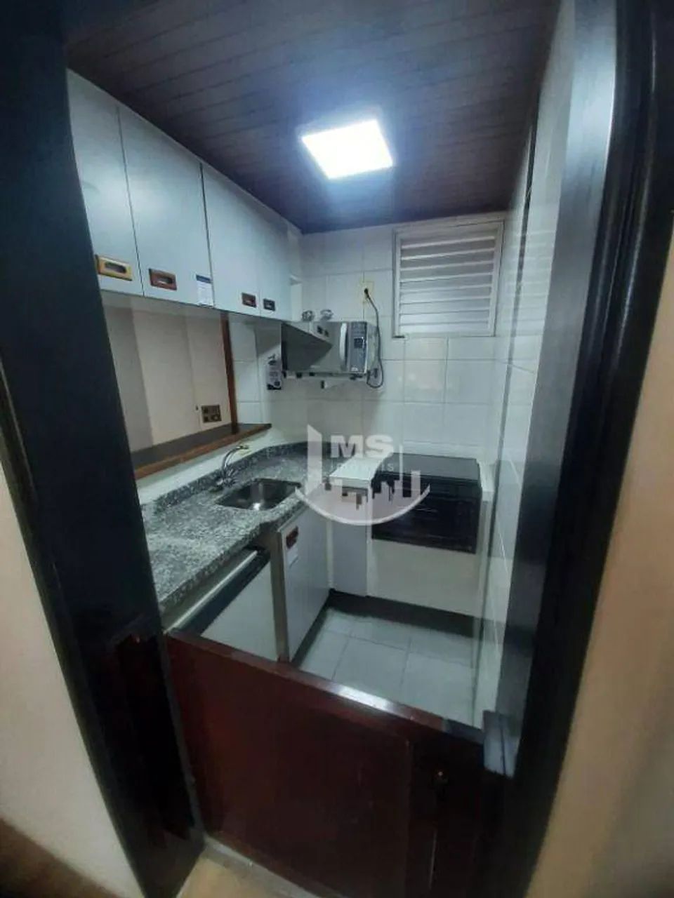 Apartamento com 1 dormitório, 42 m² - venda por R$ 372.000 ou aluguel por R$ 2500/mês - Ce - Foto 9