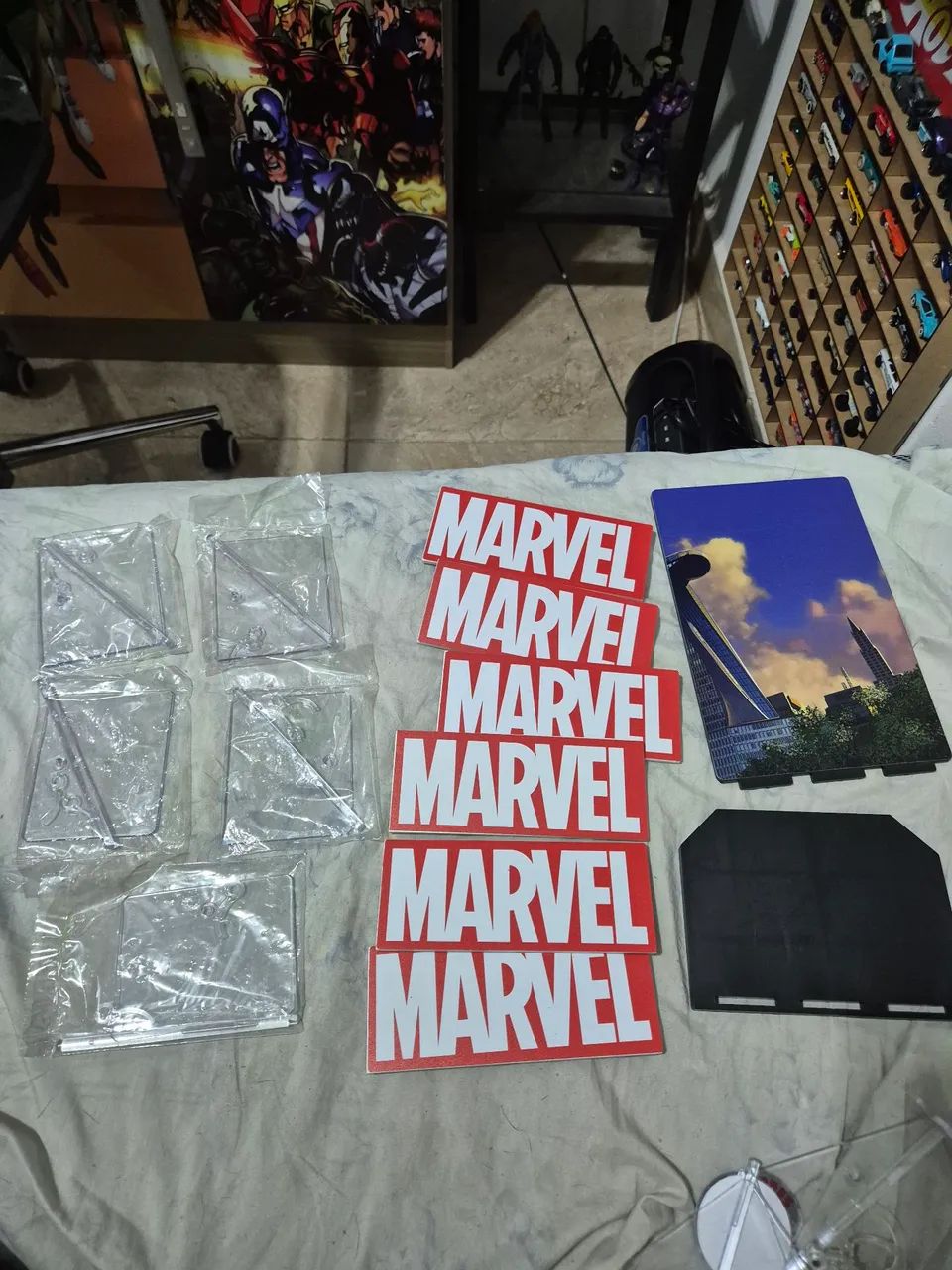 Base e letreiro marvel legends - Foto 2