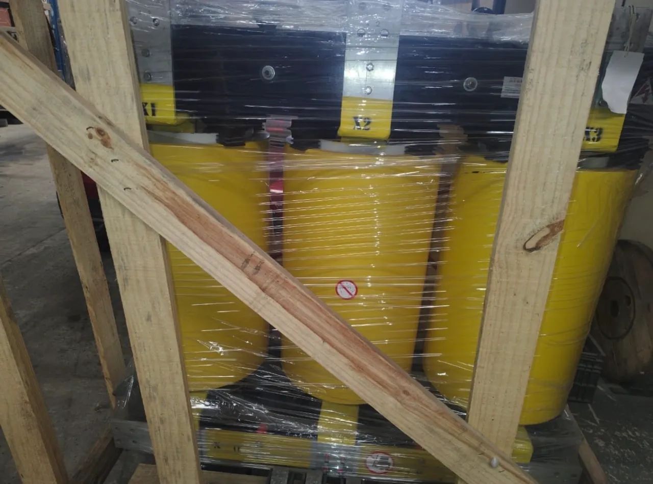 Transformadores e motor elétrico  - Foto 4