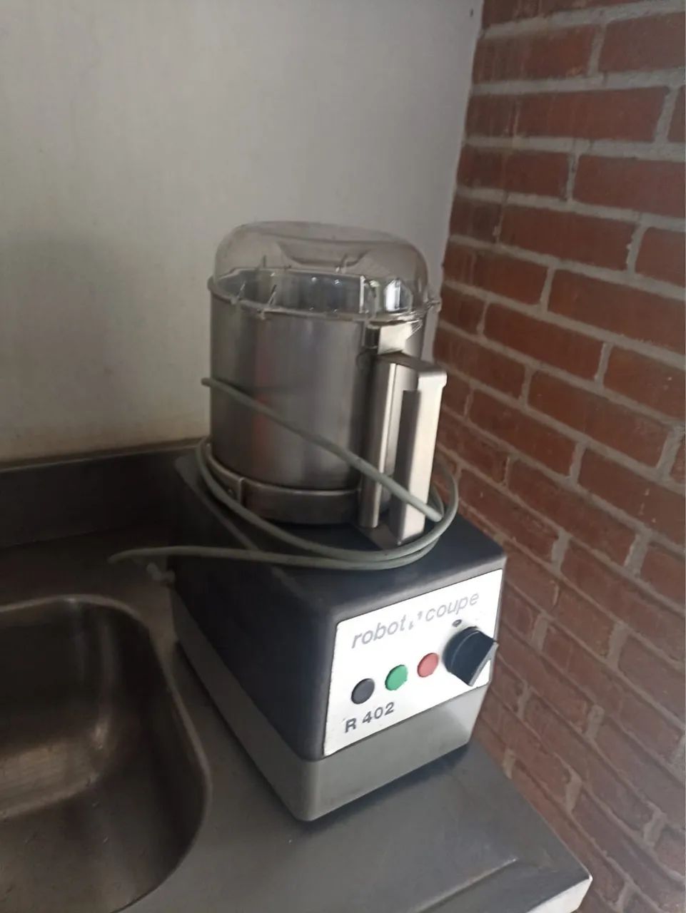 Robot Coupe R402 220v - trifásico  - Foto 2