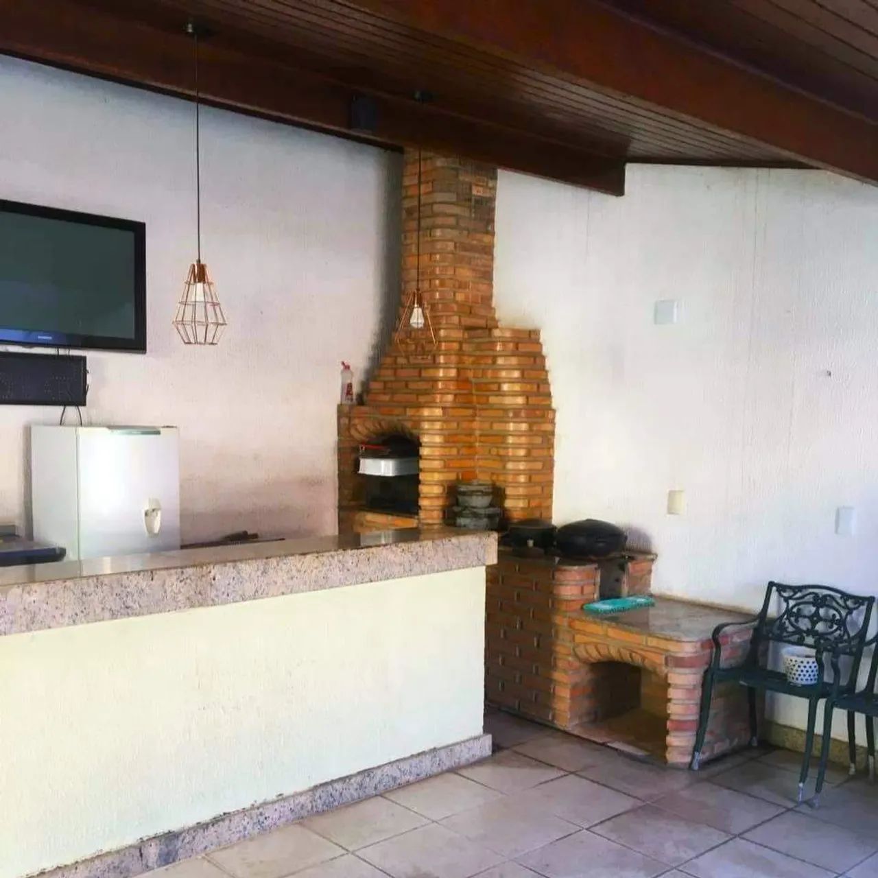 Casa, 4 quartos, 2 suites, 4 vagas - Foto 2