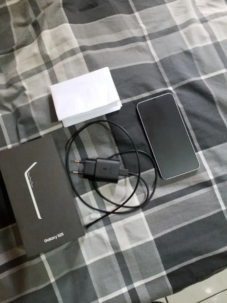 Galaxy S25 - 256gb