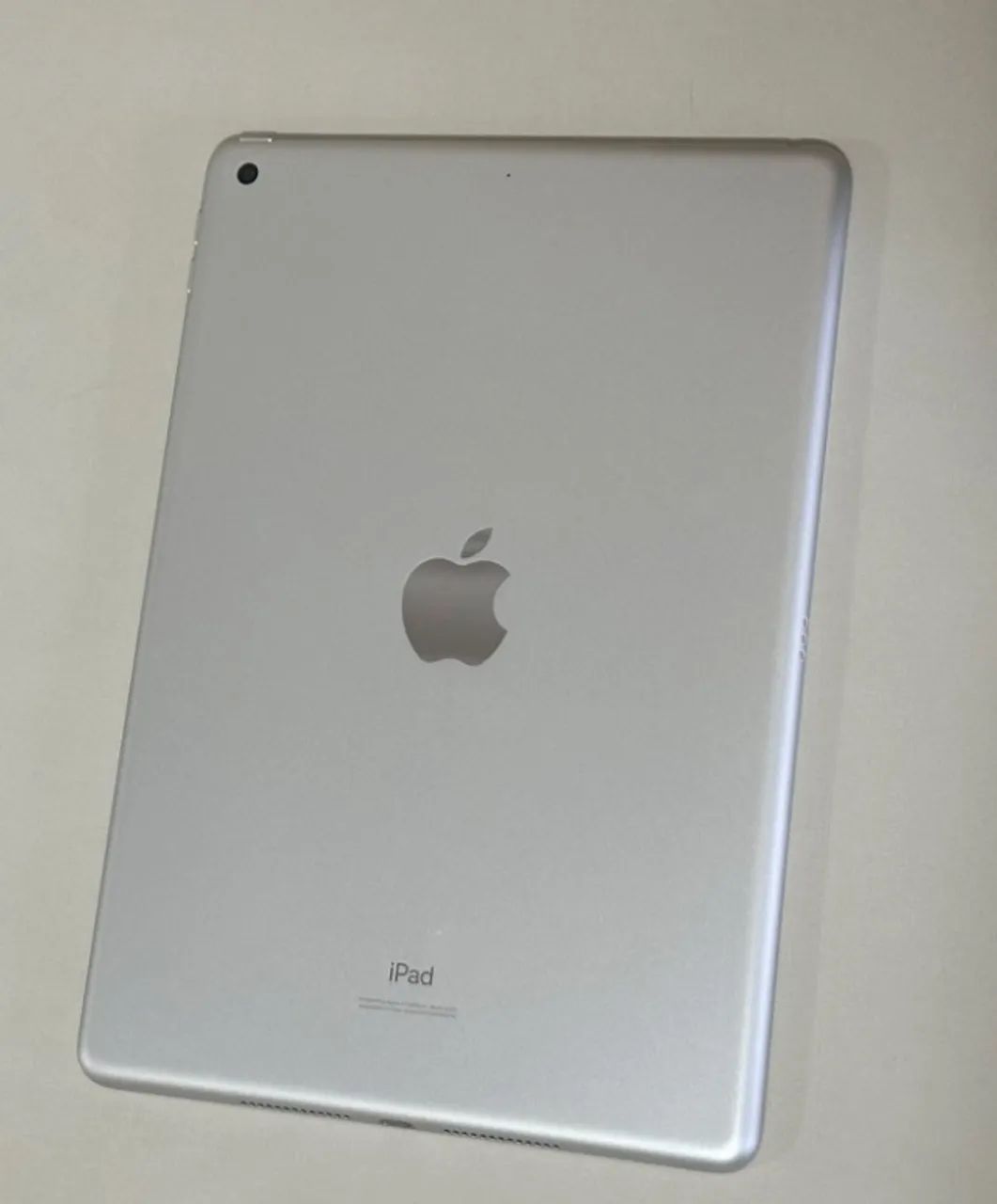 iPad 7ª Geração 32GB + Acessórios - Foto 2