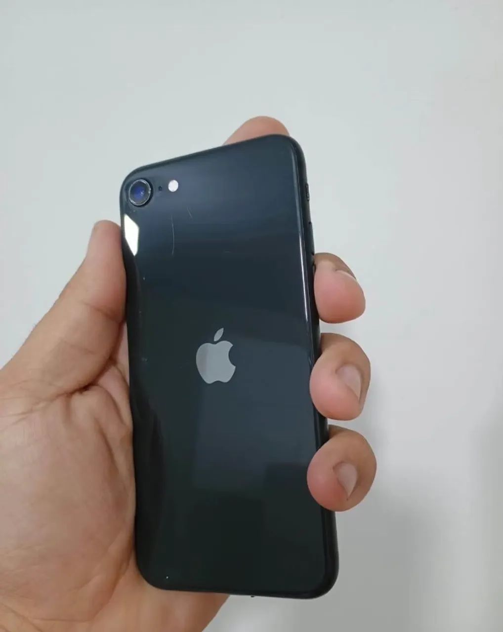 iPhone SE 2 geração 64g ios 26.6 - Foto 4