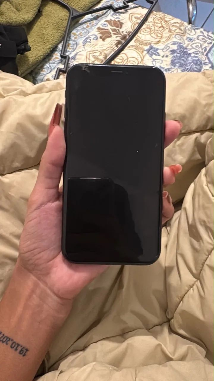 iPhonexr, tela trincada