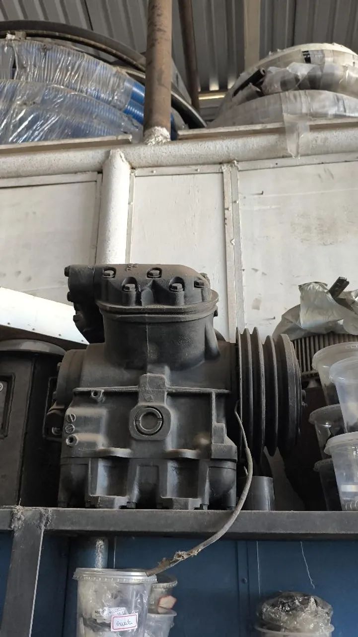 Compressor de ar condicionado para ônibus 