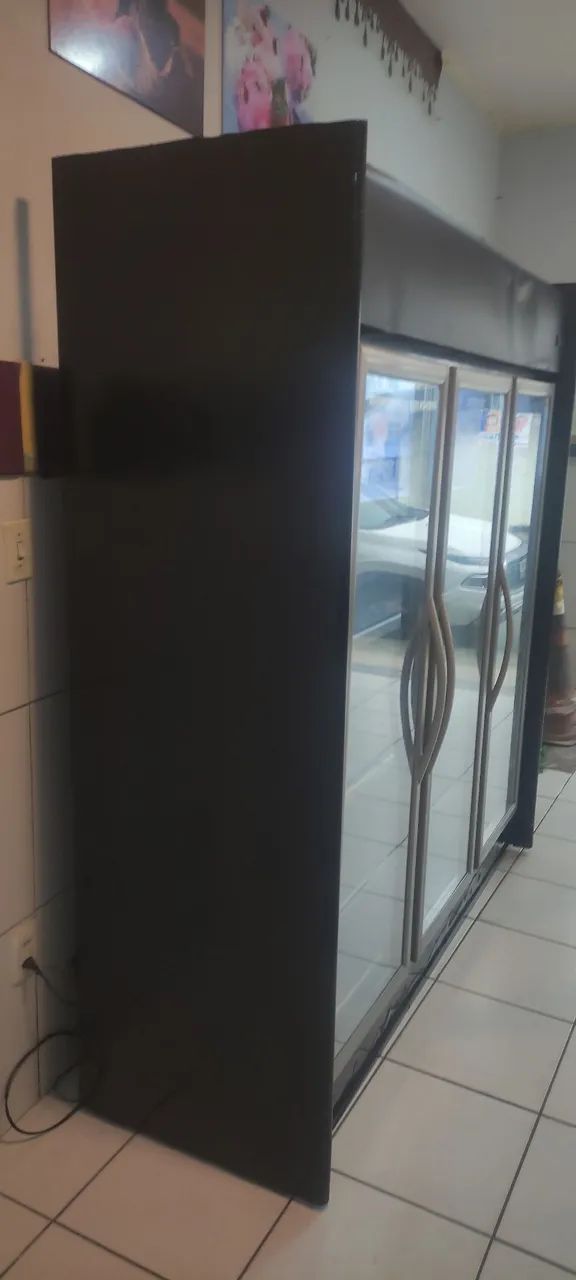 Expositor refrigerado 3 portas  - Foto 2