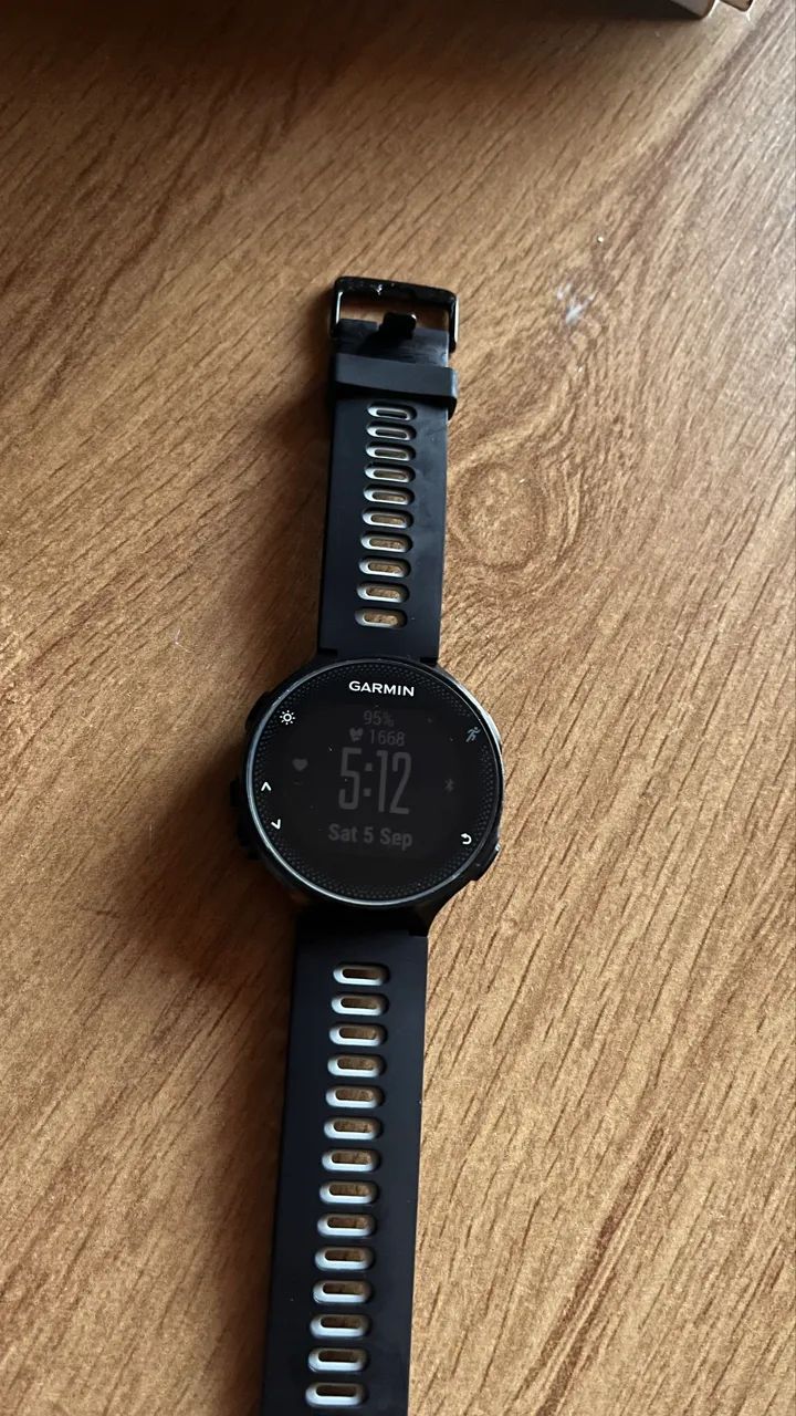 GARMIN FORERUNNER 235
