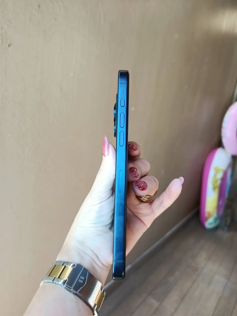 Vendo iPhone 15 Pro Max de 256gb  - Foto 4
