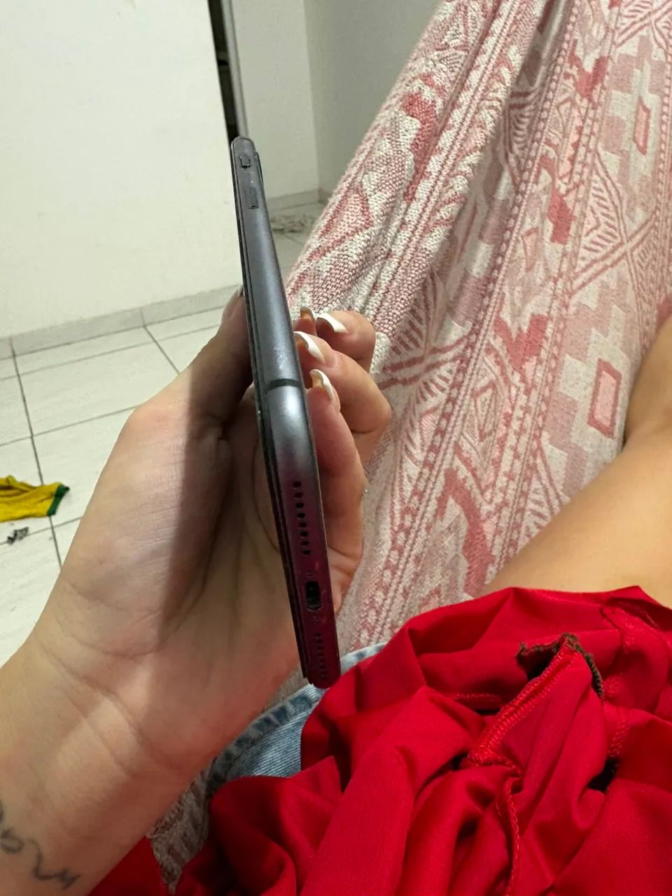 iPhone 8 Plus 64 bg parte de trás quebrada  - Foto 5