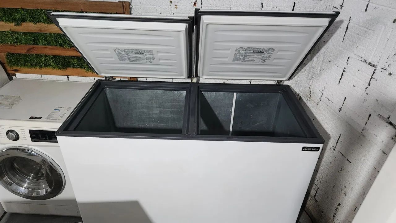 Frizer duas portas - Geladeiras e Freezers - Campeche