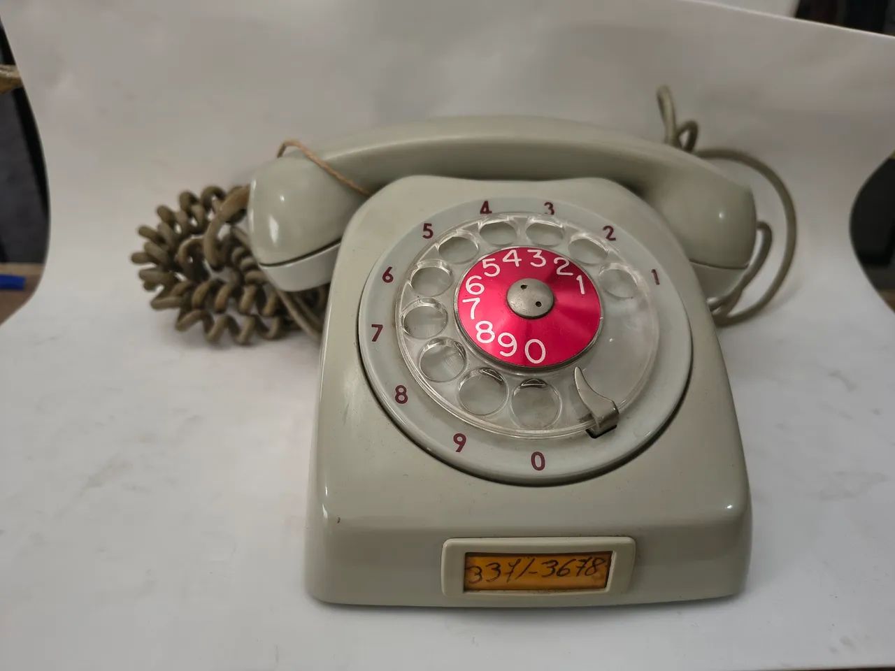 Telefone de mesa antigo - Ericsson