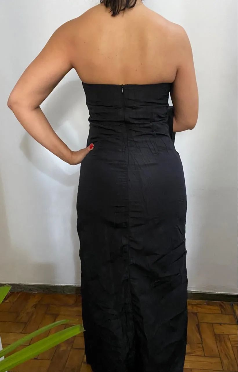 OPORTUNIDADE: Vestido Tomara que Caia Preto com Echarpe - Foto 3