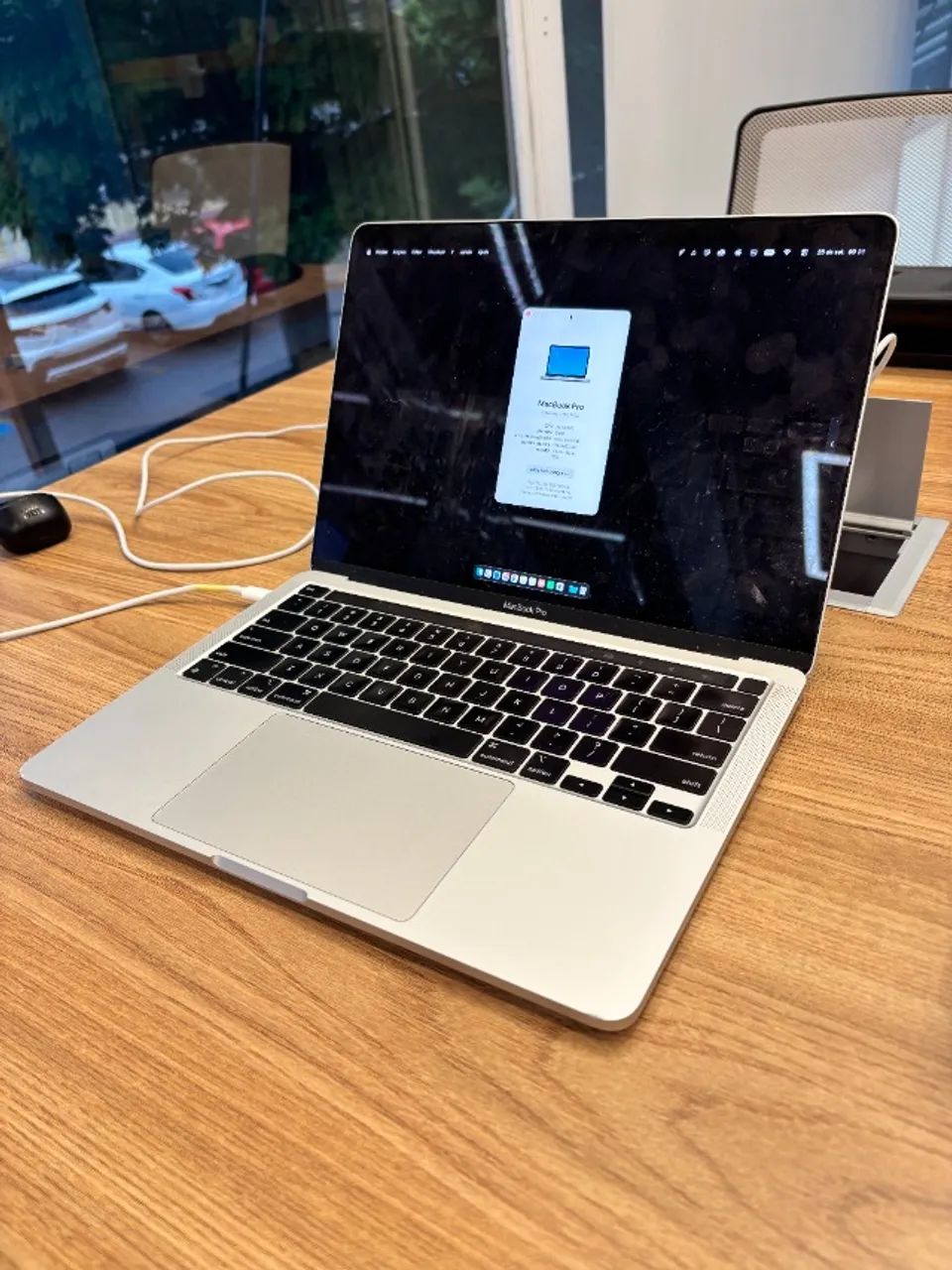 Macbook Pro M2 - 8GB/13 Polegadas