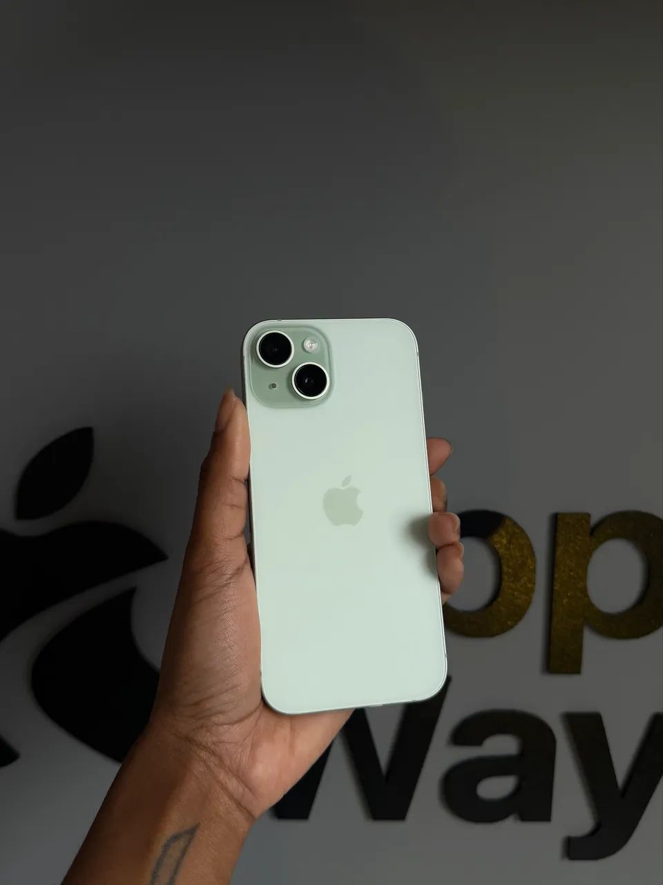 iPhone 15 128GB verde