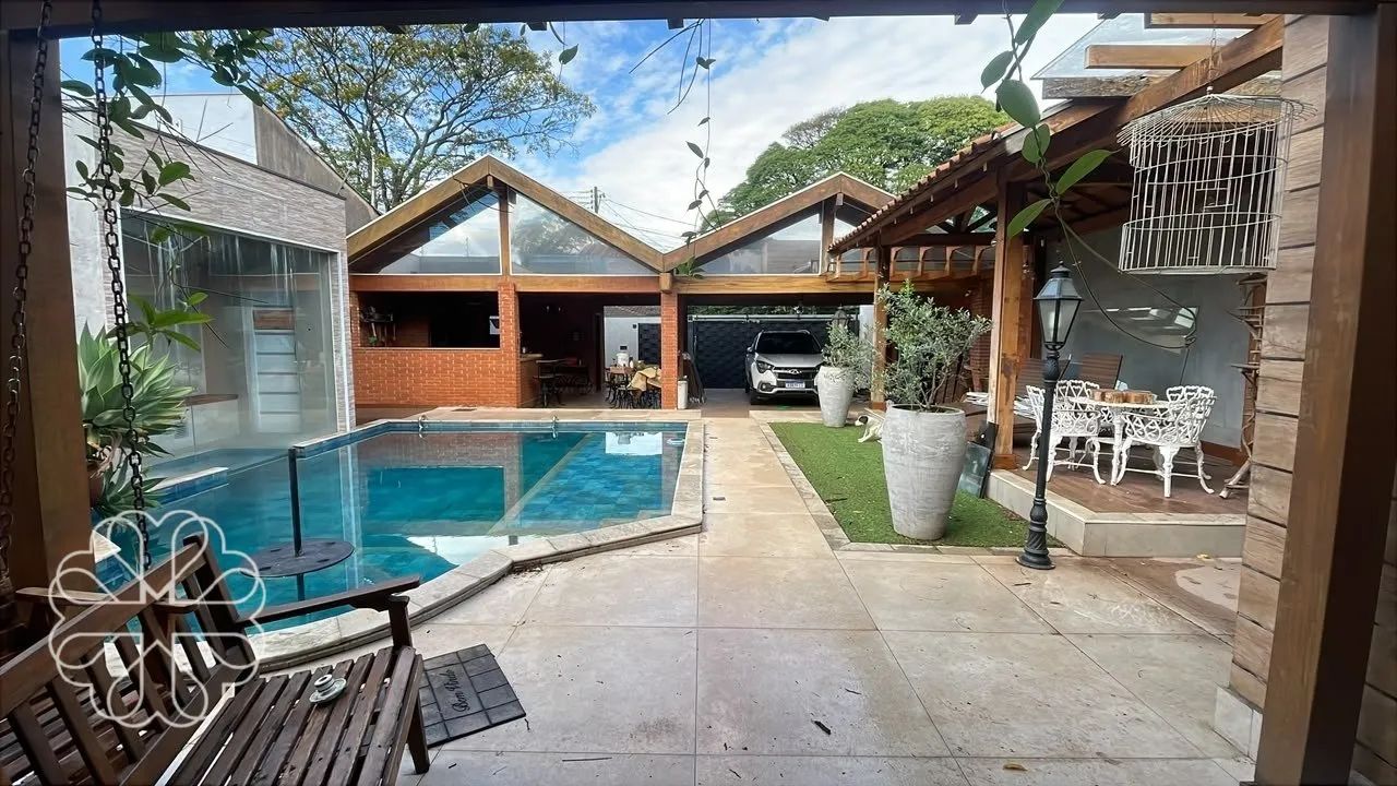CASA DE ALTO PADRÃO COM 4 QUARTOS, SUÍTE MASTER E LAZER COMPLETO - Foto 3