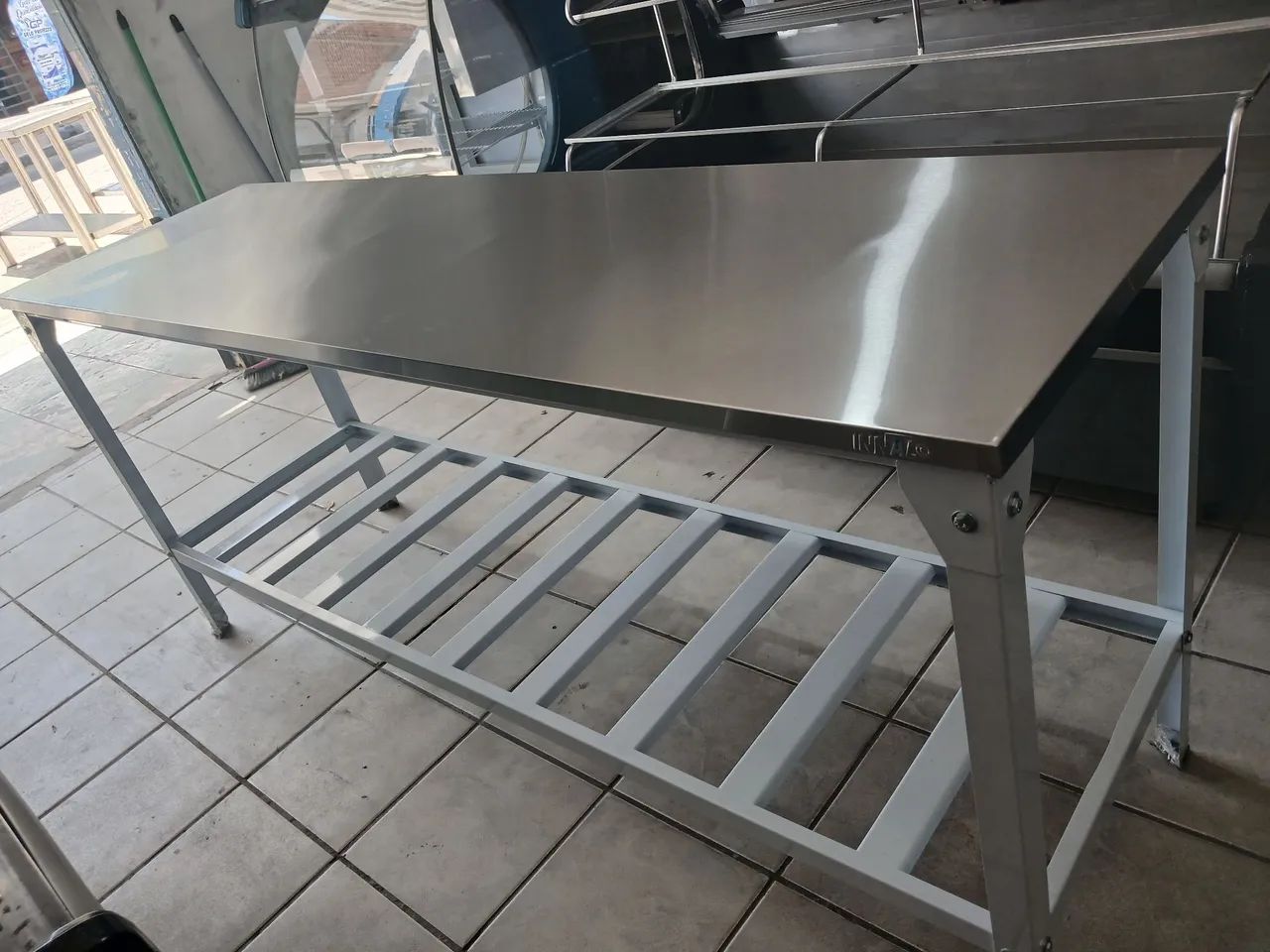 Mesa inox nova zero. 1,90 x55 = valor 1,250 - Foto 3