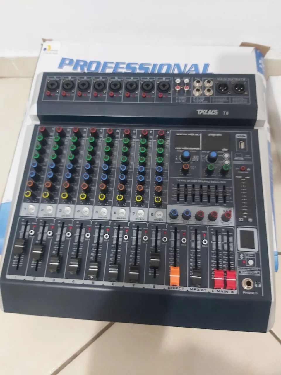 Mesa de som nova