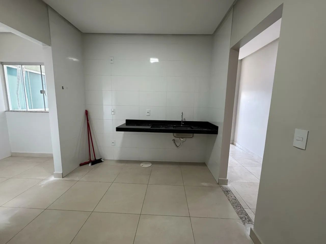 Apartamento de 1/4 NOVO - próximo ao HGP - Foto 3