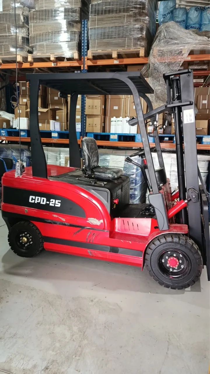 Empilhadeira 2,5tons nova - Foto 2