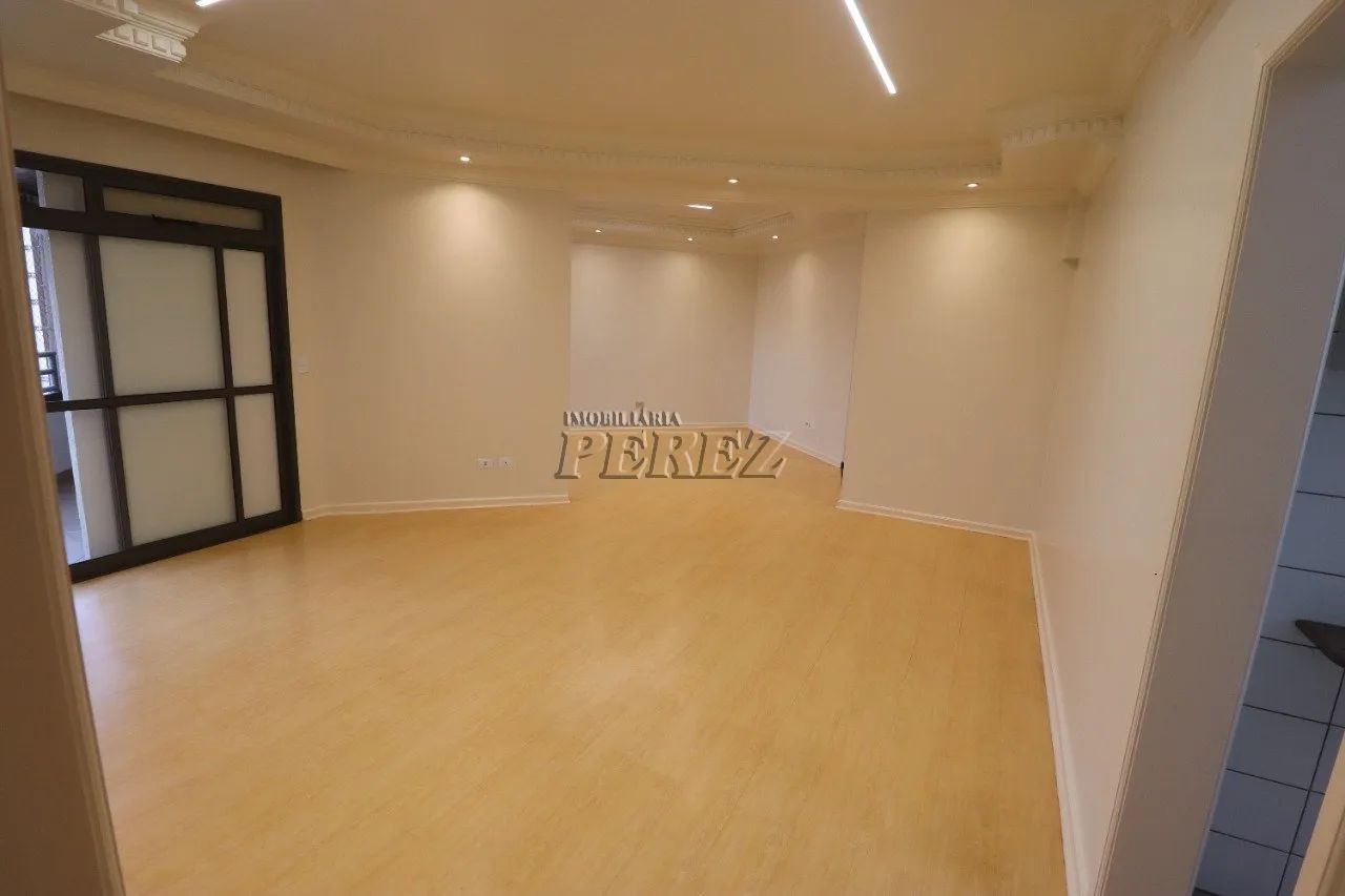 Apartamento para alugar no Edifício Coral Gables no centro de Londrina - Foto 5