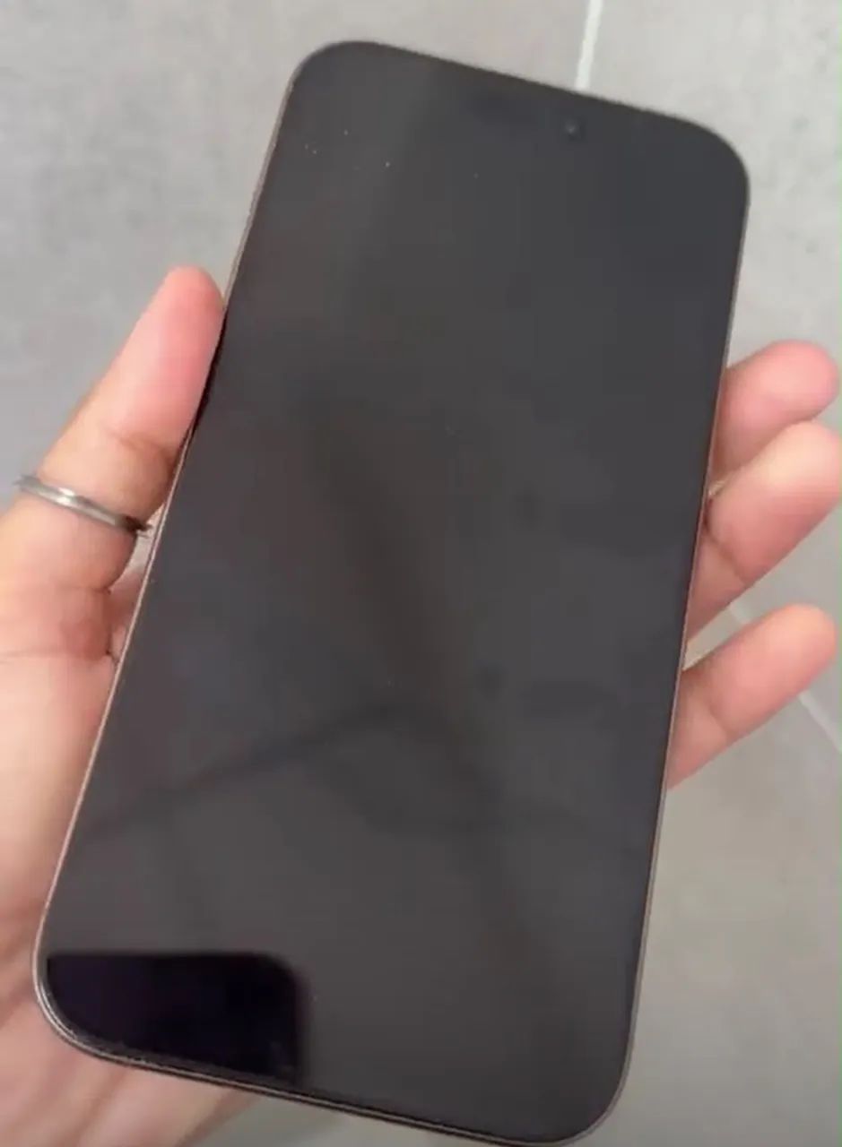 iPhone 16 Pro Max seminovo - Foto 2