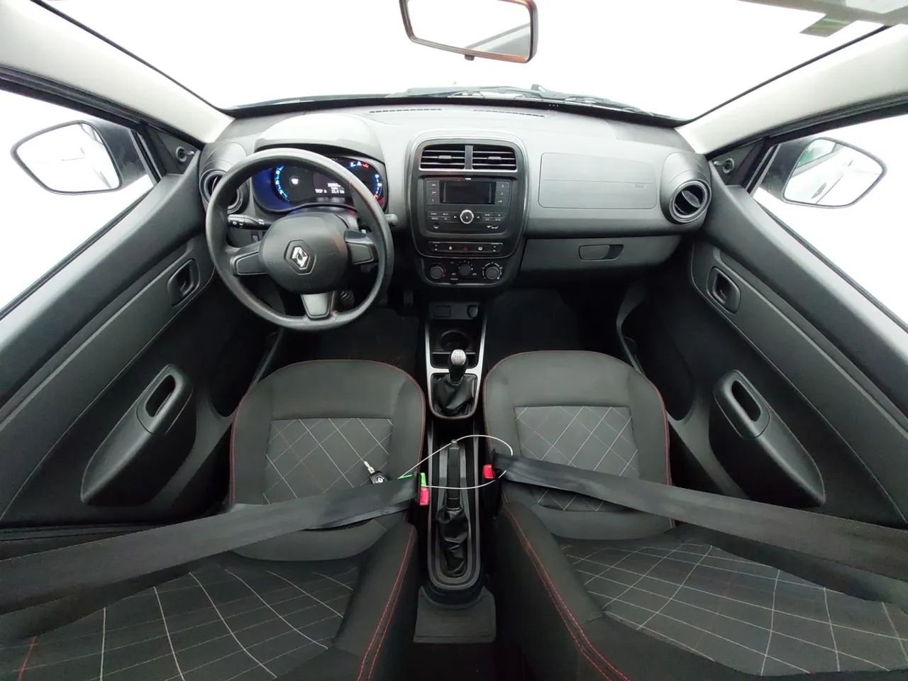 Renault Kwid 1.0 Zen, foto 15 de 18