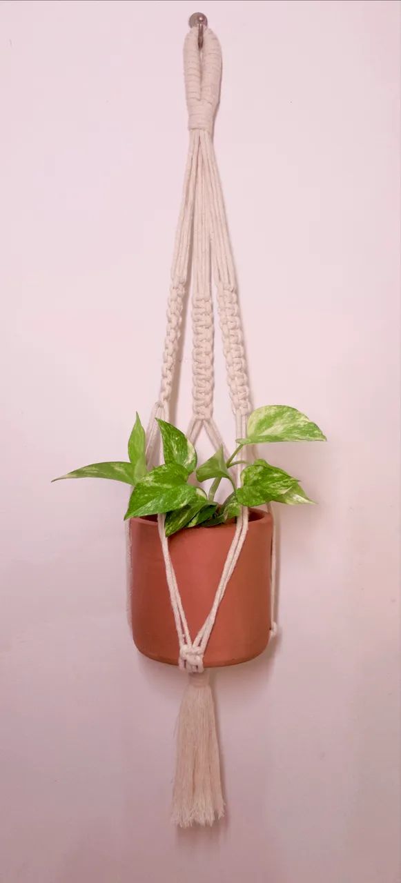 Suporte de planta em macramê