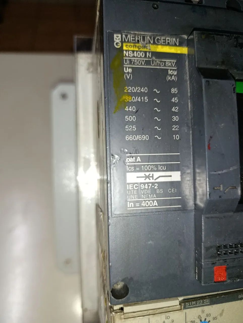 Disjuntor Ns400 N 400a 750v Merlin<br>Gerin Schneider Semi-novo - Foto 5