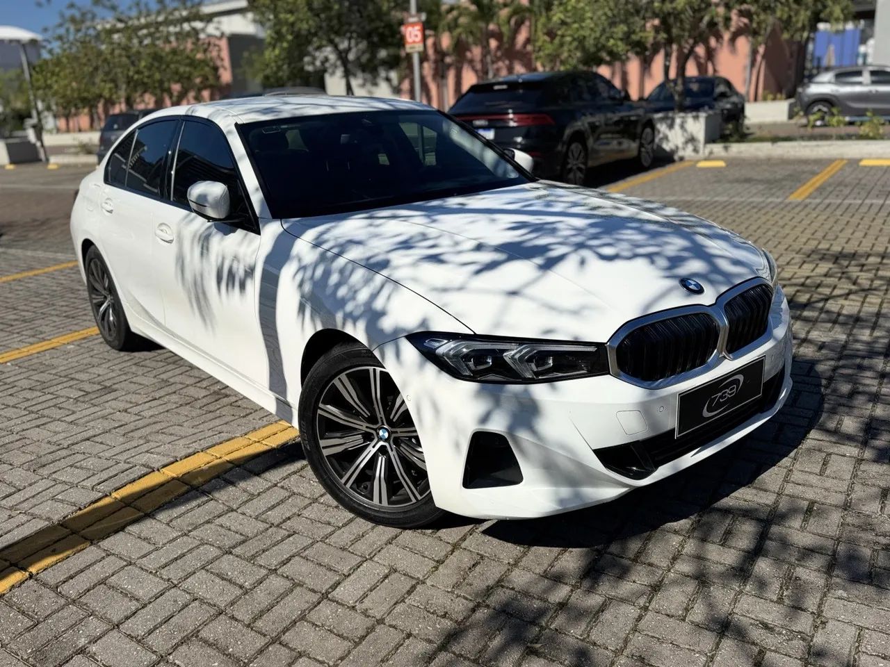 BMW 320I 320i 2024